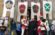 Giostra: l’omaggio a don Vezio, parroco della Badia (foto)